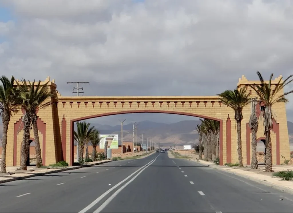 Entrée de la ville de Guelmim — CRI Guelmim–Oued Noun